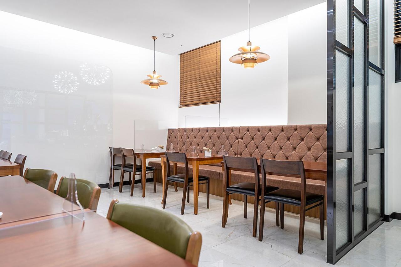 Wonju City Hotel Hyeoksin Экстерьер фото